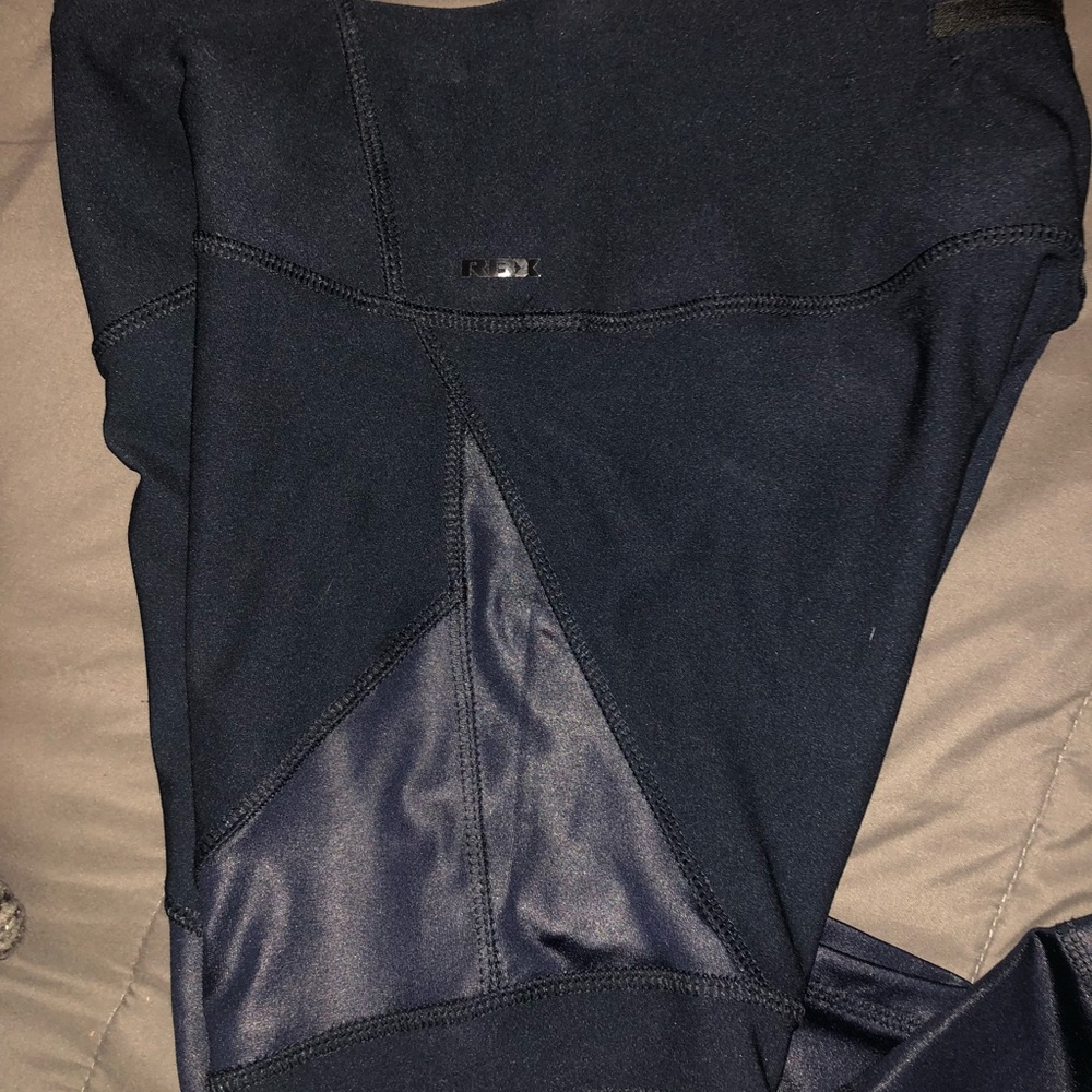 RBX ACTIVEWEAR - Picture 3 of 5